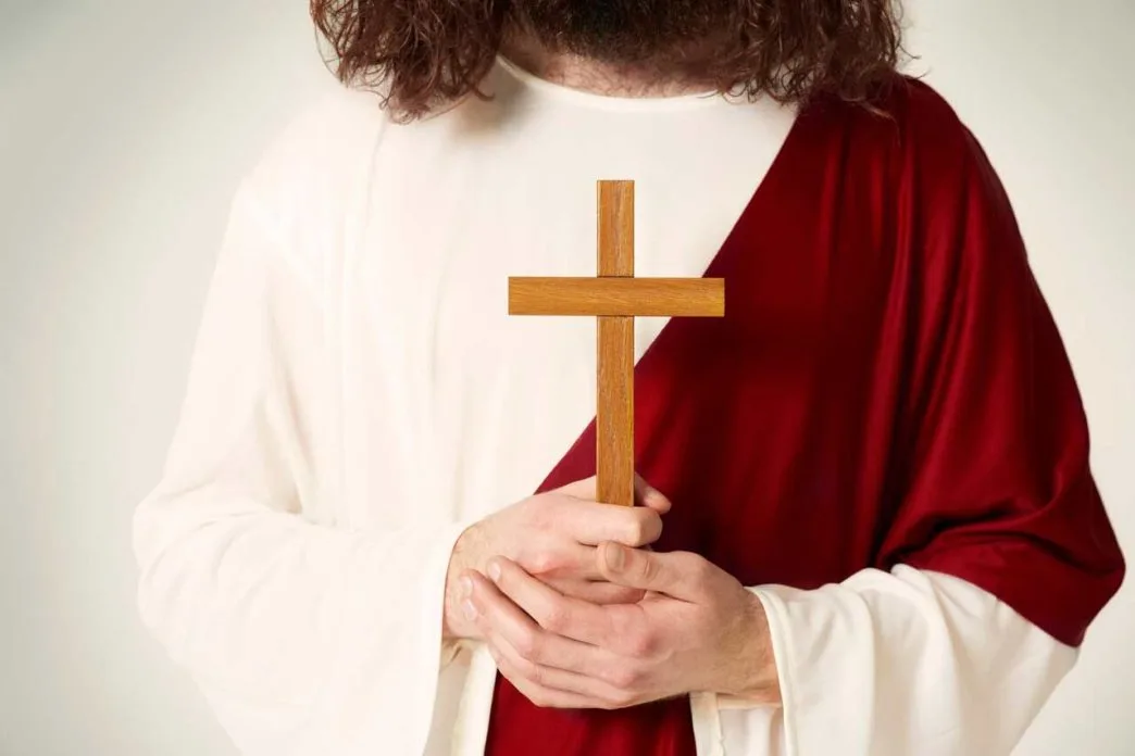 Când pică Paștele ortodox și catolic în 2025