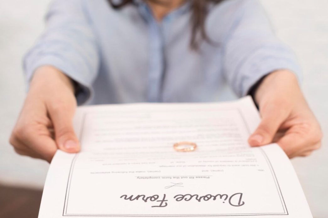 Donație imobil - Impozit și taxe notariale