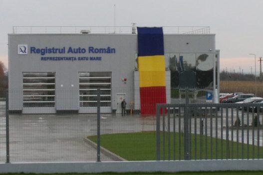 Formular programare online RAR pe laptop cu talon auto alături