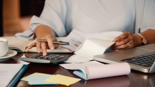 Cum afli dacă ai datorii la primărie în 2025