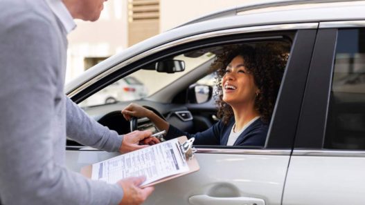 Cum soliciți înmatricularea auto pe firma