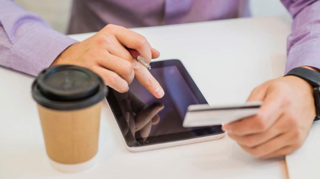 Plata în rate eMAG – Cum funcționează și ce carduri sunt acceptate